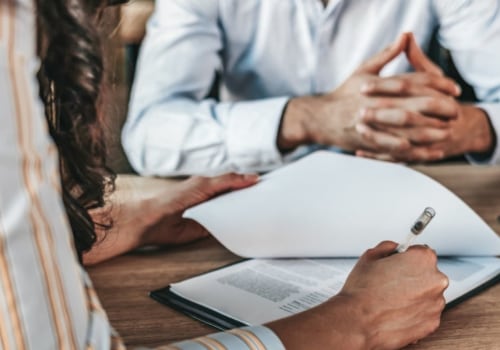 What is the effective date of an insurance policy?